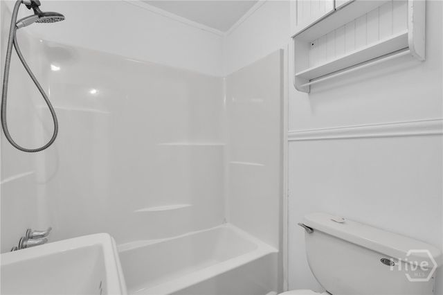 627 W 48th Street, Savannah, GA 31405