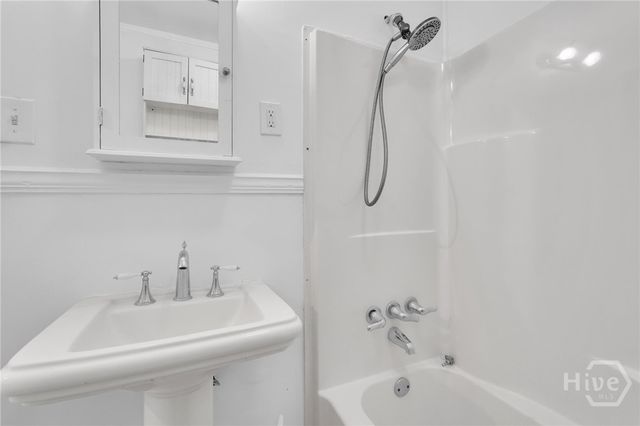 627 W 48th Street, Savannah, GA 31405