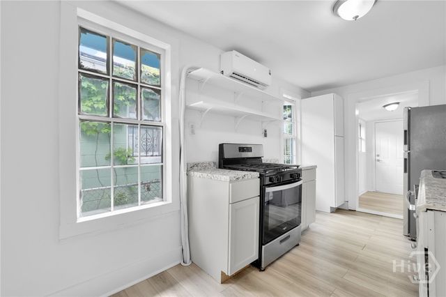 627 W 48th Street, Savannah, GA 31405