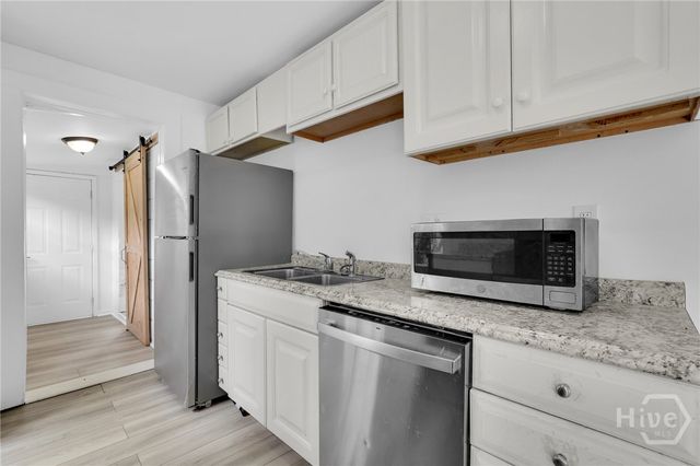 627 W 48th Street, Savannah, GA 31405