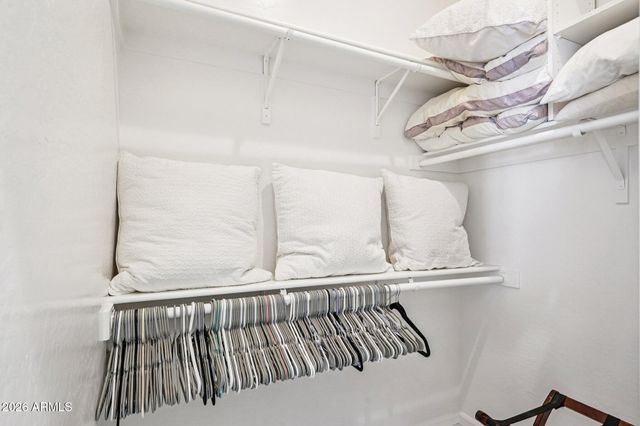 5287 W QUAIL Avenue, Glendale, AZ 85308