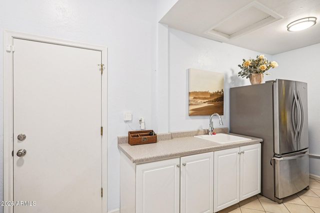 5287 W QUAIL Avenue, Glendale, AZ 85308