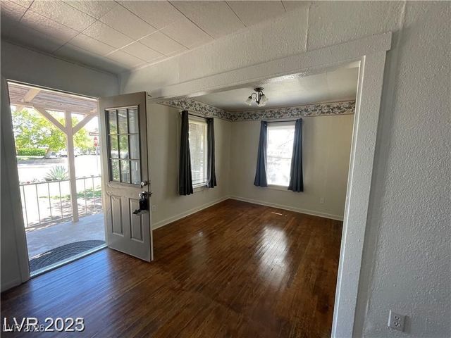 668 Avenue F, Boulder City, NV 89005