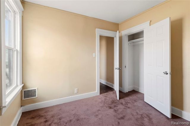 471 Kitchener Street, Detroit, MI 48215