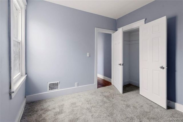 471 Kitchener Street, Detroit, MI 48215