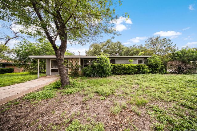 261 WEATHERCOCK LN, Windcrest, TX 78239