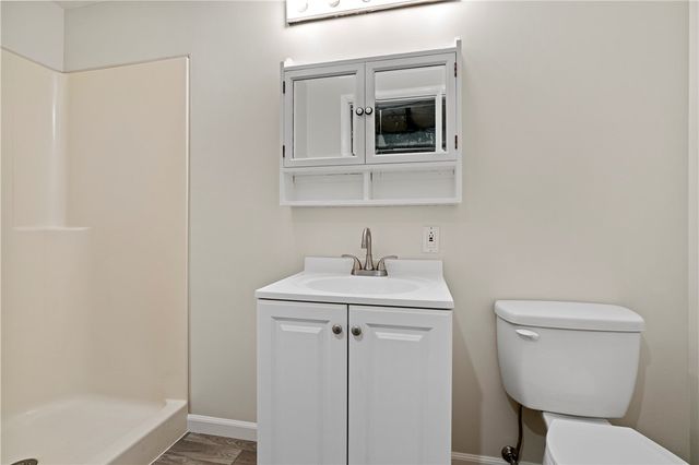 545 Manifold Rd, South Strabane, PA 15301