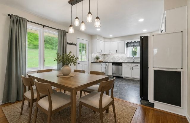 545 Manifold Rd, South Strabane, PA 15301