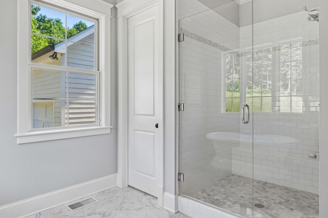 8706 Poplar Creek Rd, Nashville, TN 37221