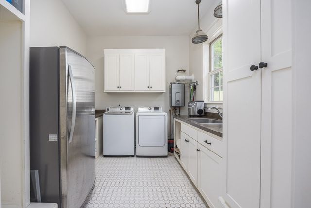 8706 Poplar Creek Rd, Nashville, TN 37221