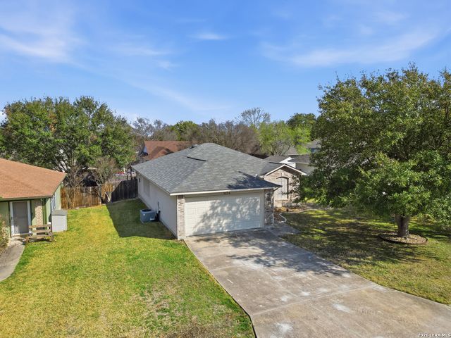 1626 Sunshine Peak, New Braunfels, TX 78130
