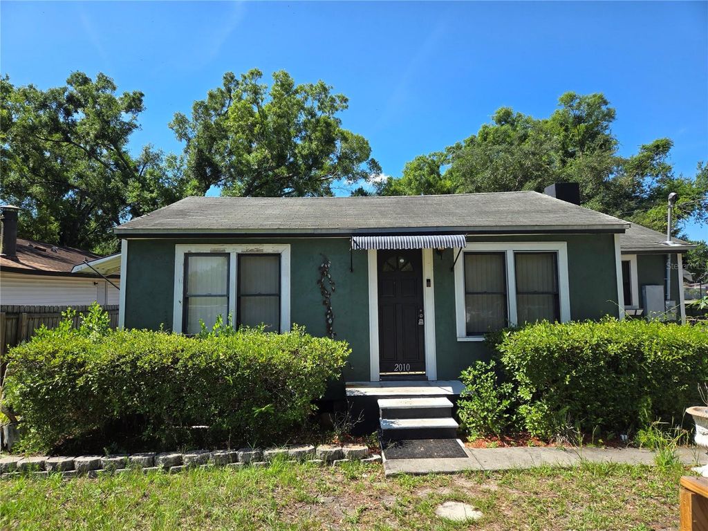 2010 W JEAN STREET, Tampa, FL 33604