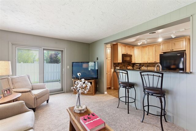1904 Seminole Street, Kalamazoo, MI 49006