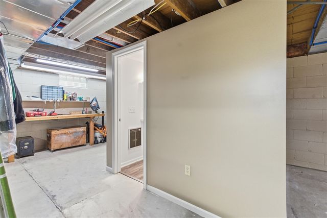 1904 Seminole Street, Kalamazoo, MI 49006