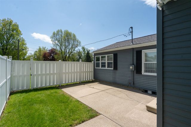 1904 Seminole Street, Kalamazoo, MI 49006
