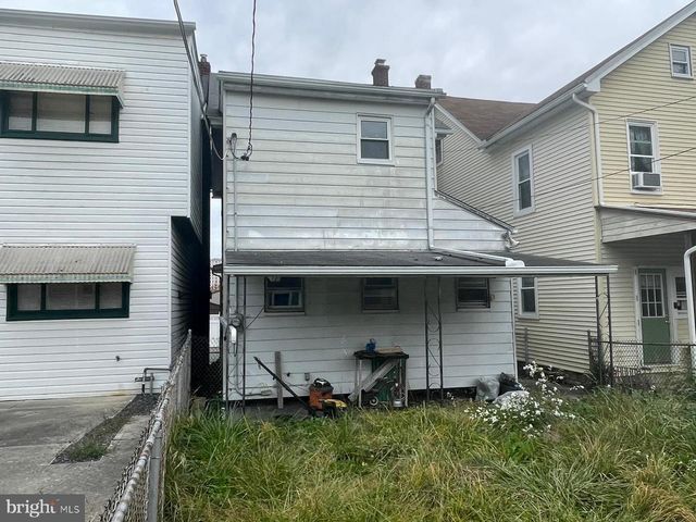 511 N 5TH AVE, Altoona, PA 16601