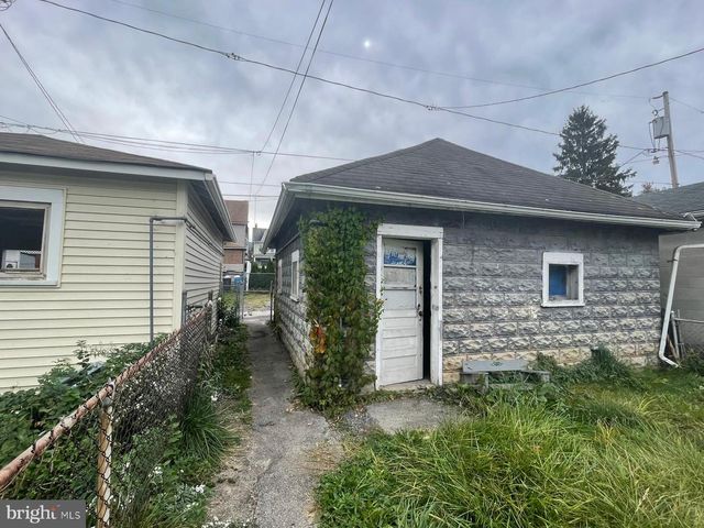 511 N 5TH AVE, Altoona, PA 16601