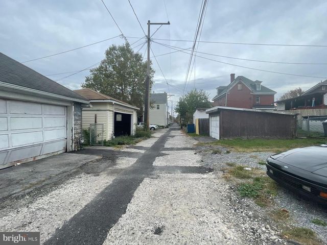 511 N 5TH AVE, Altoona, PA 16601