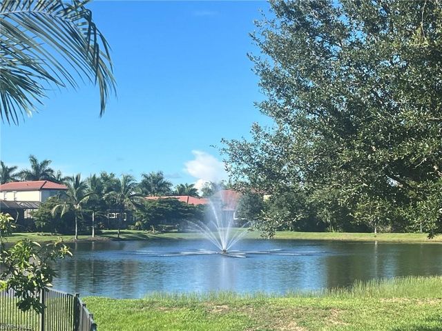 16246 Aberdeen WAY, Naples, FL 34110