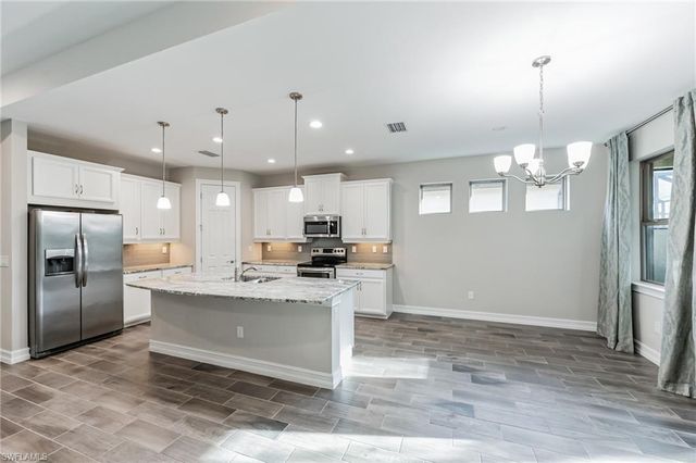 16246 Aberdeen WAY, Naples, FL 34110