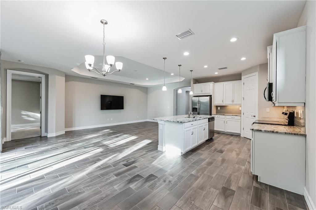 16246 Aberdeen WAY, NAPLES, FL 34110 — photo 5