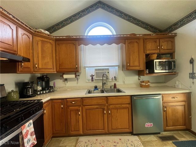 507 29th Street, Vienna, WV 26105