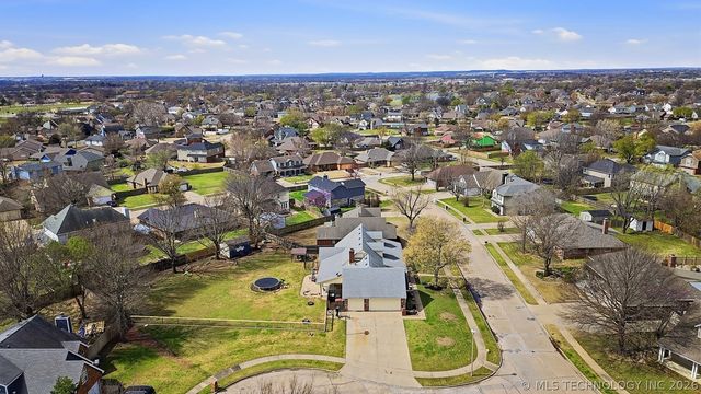 13118 E 78th Street North, Owasso, OK 74055