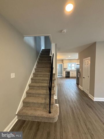 426 MIDDLESEX ST, Gloucester City, NJ 08030
