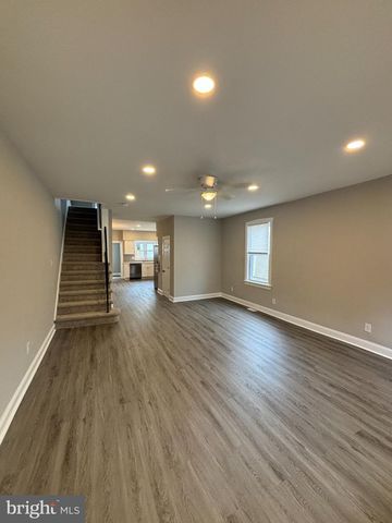 426 MIDDLESEX ST, Gloucester City, NJ 08030