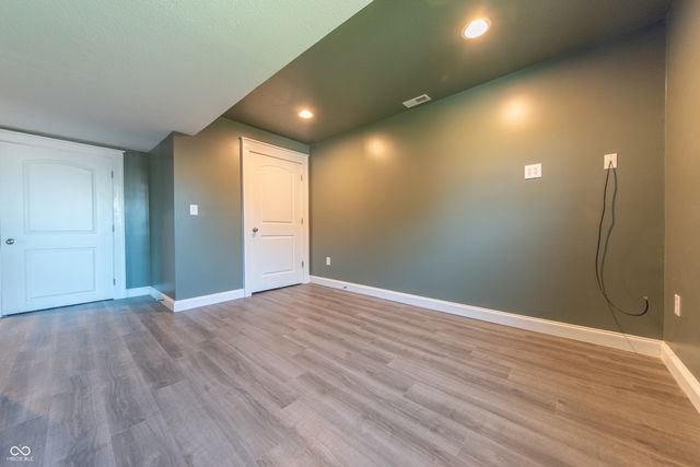 9636 E Randal Street, Columbus, IN 47203
