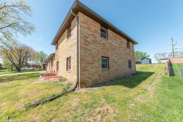9636 E Randal Street, Columbus, IN 47203