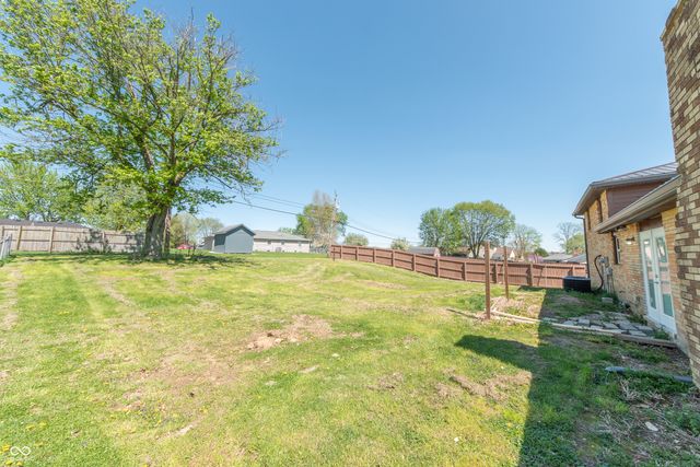 9636 E Randal Street, Columbus, IN 47203