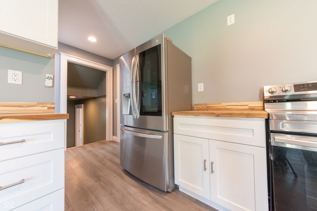 9636 E Randal Street, Columbus, IN 47203