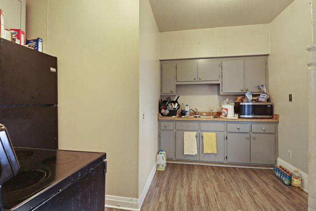 937 Grove AVENUE, Racine, WI 53405
