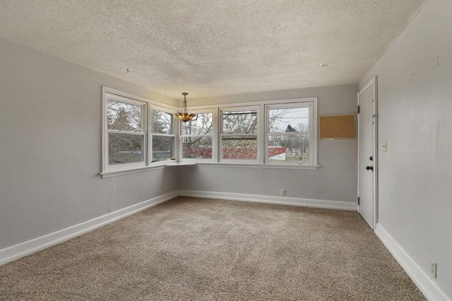 937 Grove AVENUE, Racine, WI 53405