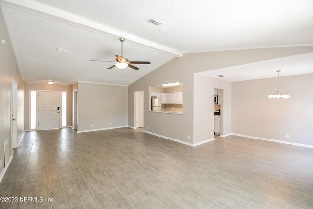 7850 BLANK Drive N, Jacksonville, FL 32244