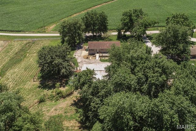 9802 Korte Sewald Road, Lebanon, IL 62254