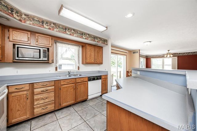 9802 Korte Sewald Road, Lebanon, IL 62254