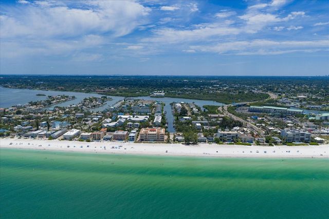 659 GARLAND CIRCLE, Indian Rocks Beach, FL 33785