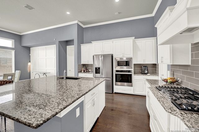 13157 Hallie Chase, Schertz, TX 78154