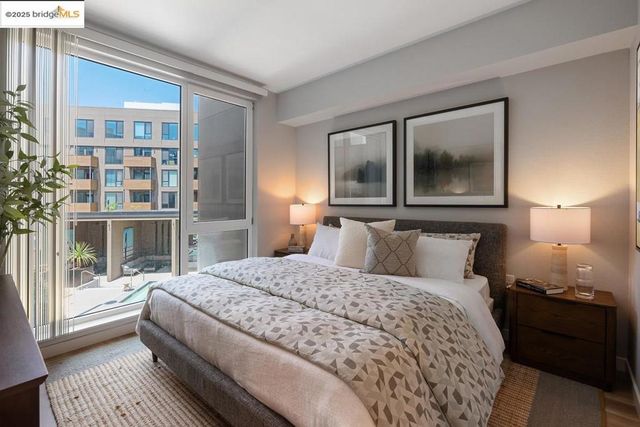 260 Brooklyn Basin Way 400, Oakland, CA 94606