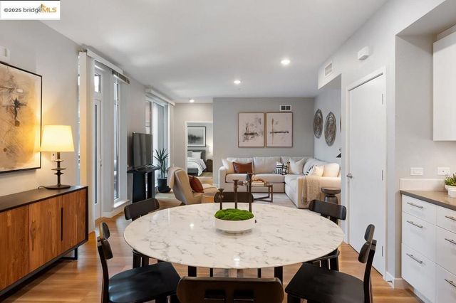 260 Brooklyn Basin Way 400, Oakland, CA 94606