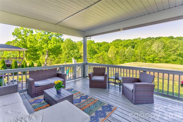 11728 Glenwood Drive, Locust, NC 28097
