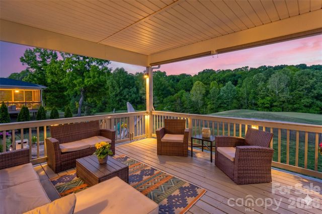 11728 Glenwood Drive, Locust, NC 28097