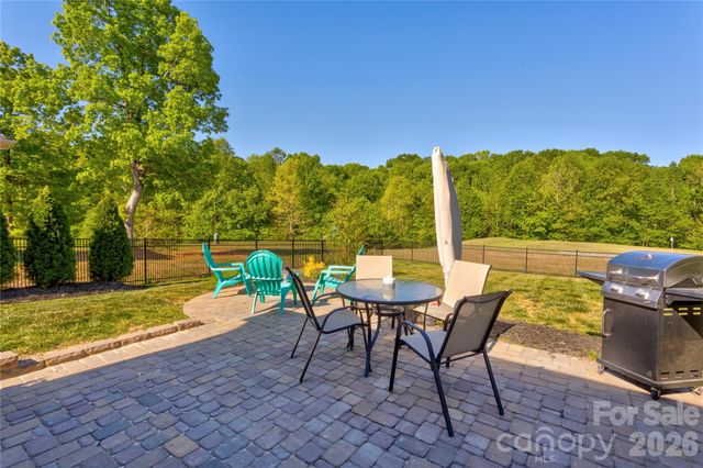 11728 Glenwood Drive, Locust, NC 28097