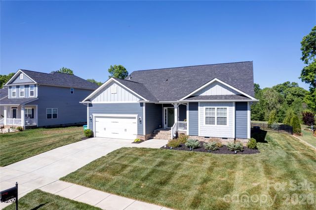 11728 Glenwood Drive, Locust, NC 28097