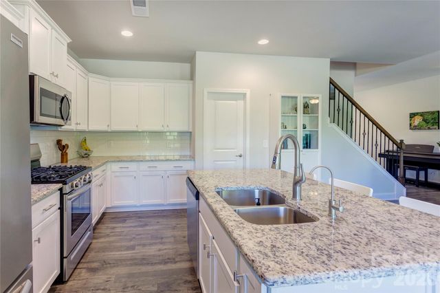11728 Glenwood Drive, Locust, NC 28097
