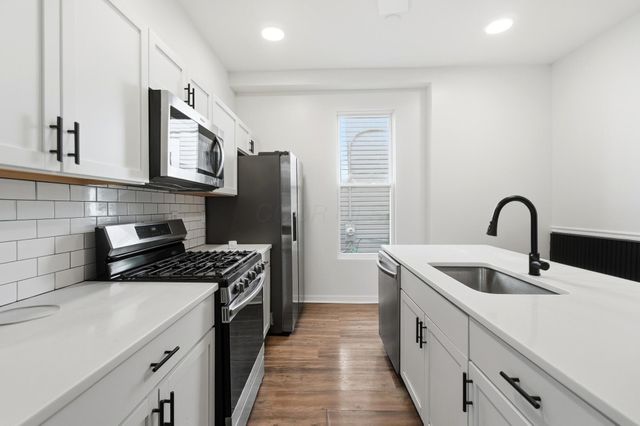 872 Wilson Avenue, Columbus, OH 43206