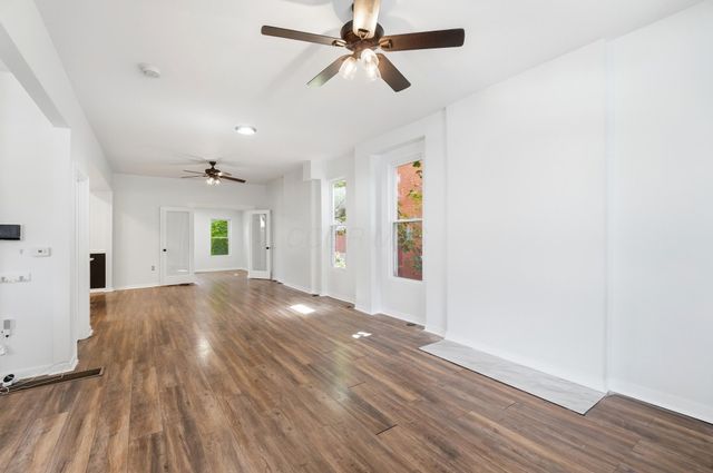 872 Wilson Avenue, Columbus, OH 43206