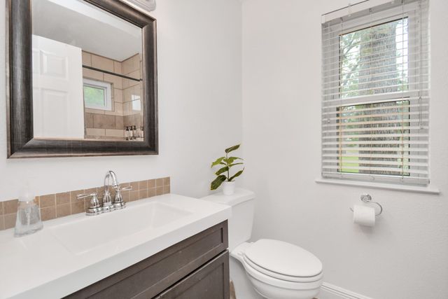 7830 Pardee Street, Houston, TX 77028